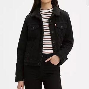 LEVIS Original Sherpa Trucker Jacket NWT